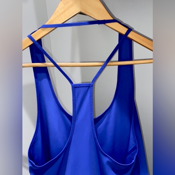 Lululemon tank top - Picture 2 of 3